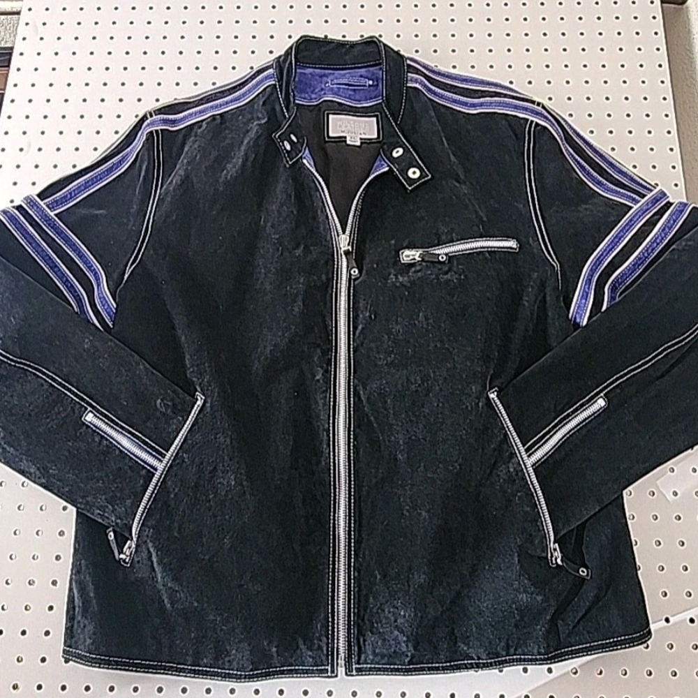Men's Black and Purple Jacket